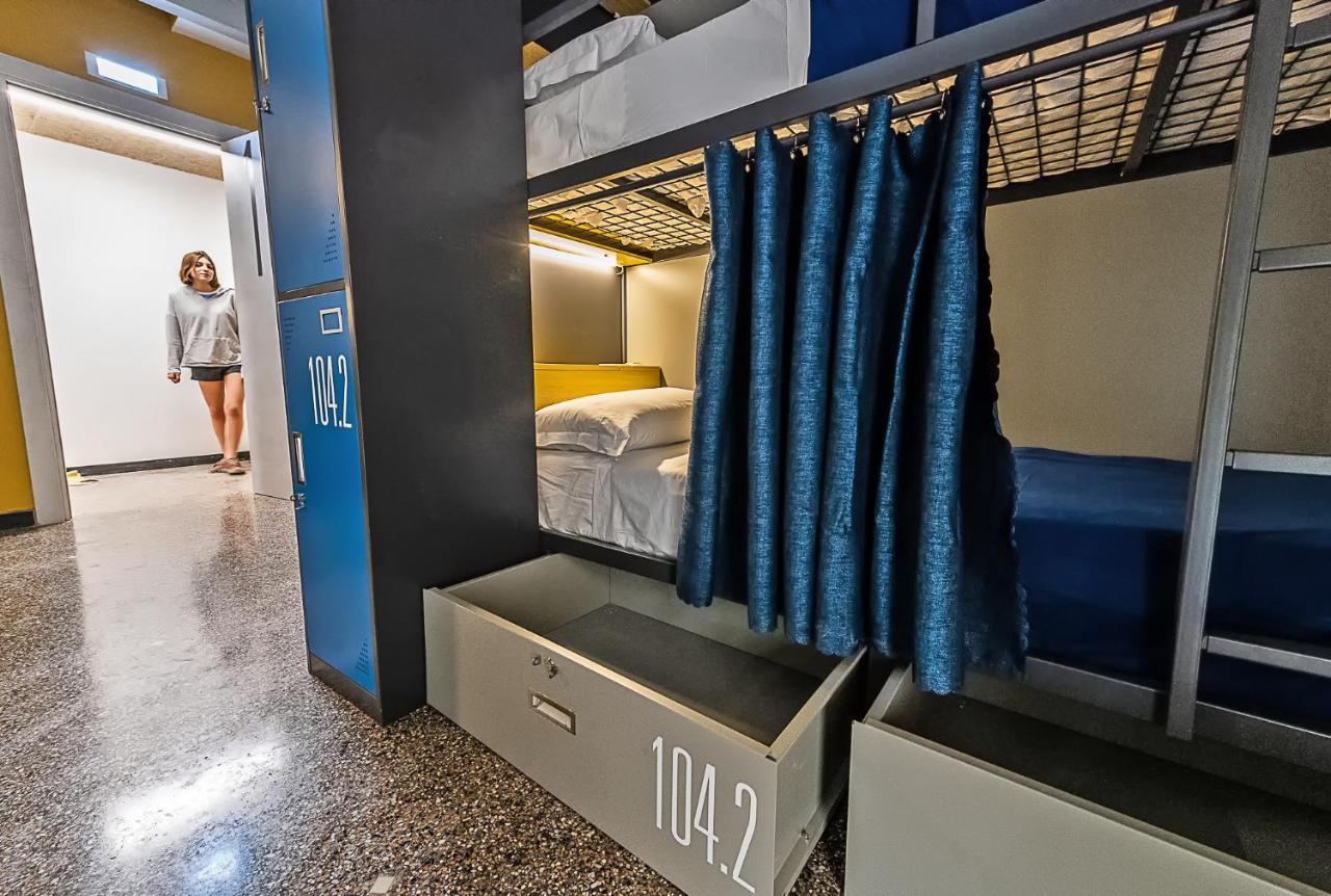 Hostal Marathon