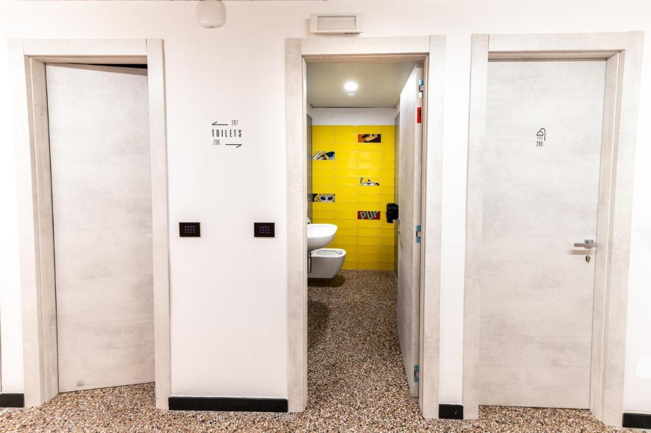 Marathon Hostel Genoa